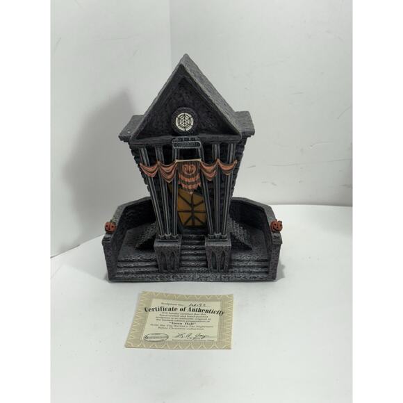 Hawthorne Village Nightmare Before Christmas ~ 2005 TOWN‎ HALL W/ COA & cord - Picture 9 of 9